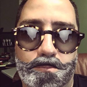 Meet your Posher, Joe